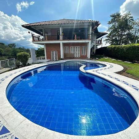 Casa Con Piscina A Las Afueras De Armenia Apartment Calarca Exterior photo